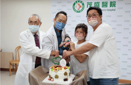 35歲婦女罹罕病佝僂症-透過「基因診斷試管技術」生下健康寶寶 35歲婦女罹罕病佝僂症-透過「基因診斷試管技術」生下健康寶寶
